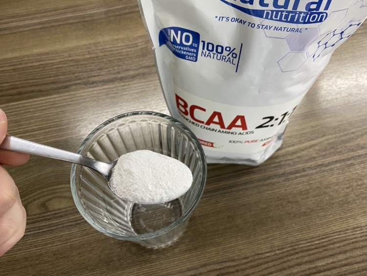 BCAA 2:1:1 aminokyseliny Natural Nutrition